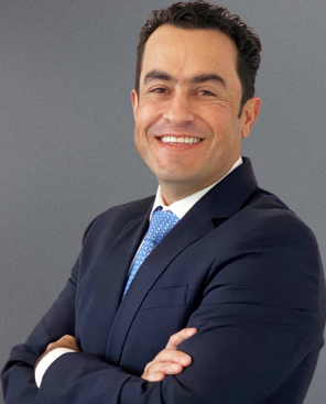 Juan Pablo Perez Chavez headshot with gray background